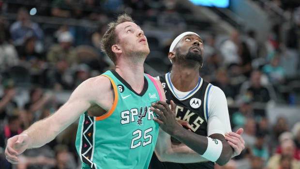 Jakob Poeltl, San Antonio Spurs